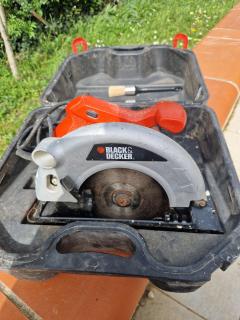 Location : scie circulaire Location : scie circulaire