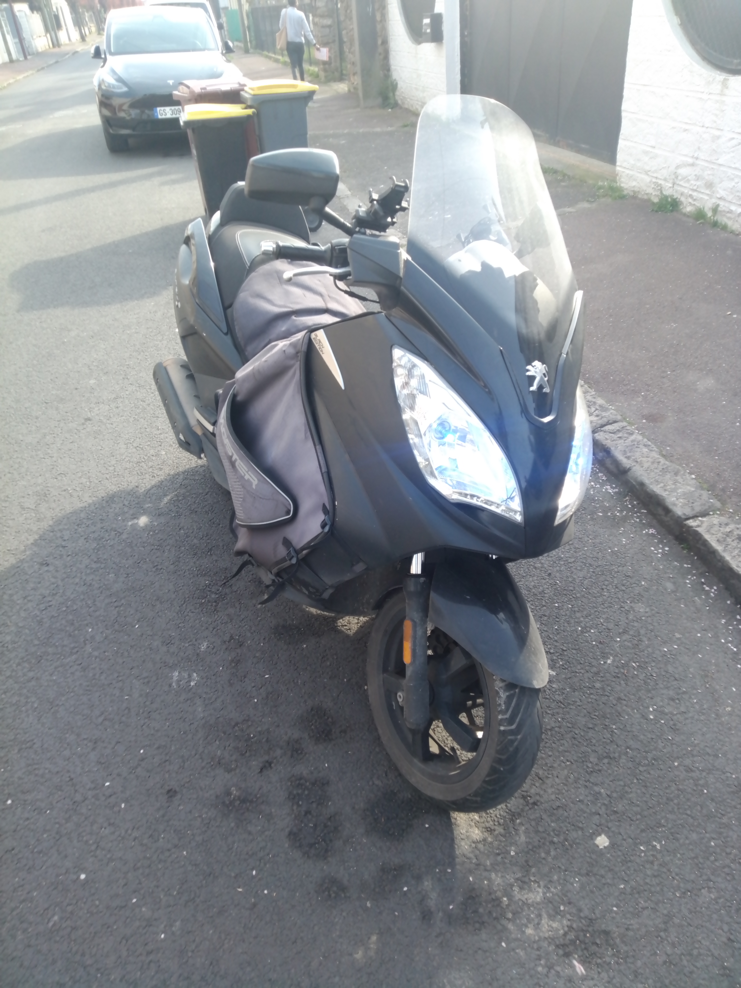 Location scooter 75 entre particuliers