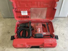 Location : perforateur Location : perforateur