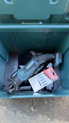 Location : scie sabre Location : scie sabre