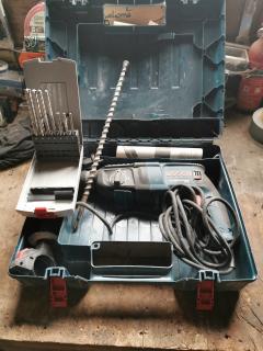 Location : perforateur Location : perforateur