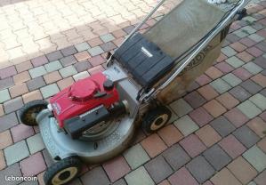 Location : tondeuse Location : tondeuse