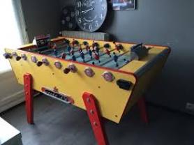 Location : babyfoot Location : babyfoot