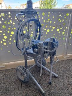 Location : pompe Location : pompe