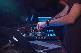 Service dj 69 entre particuliers