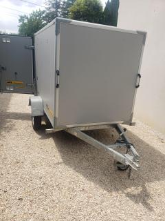 Location : remorque Location : remorque