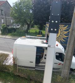 Location : camion camionnette Location : camion camionnette