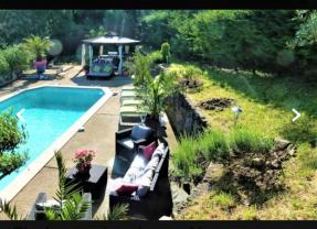 Location : piscine Location : piscine