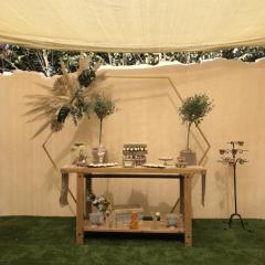 Location : autre Location : autre