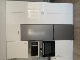 Service : pose de cuisine Service : pose de cuisine