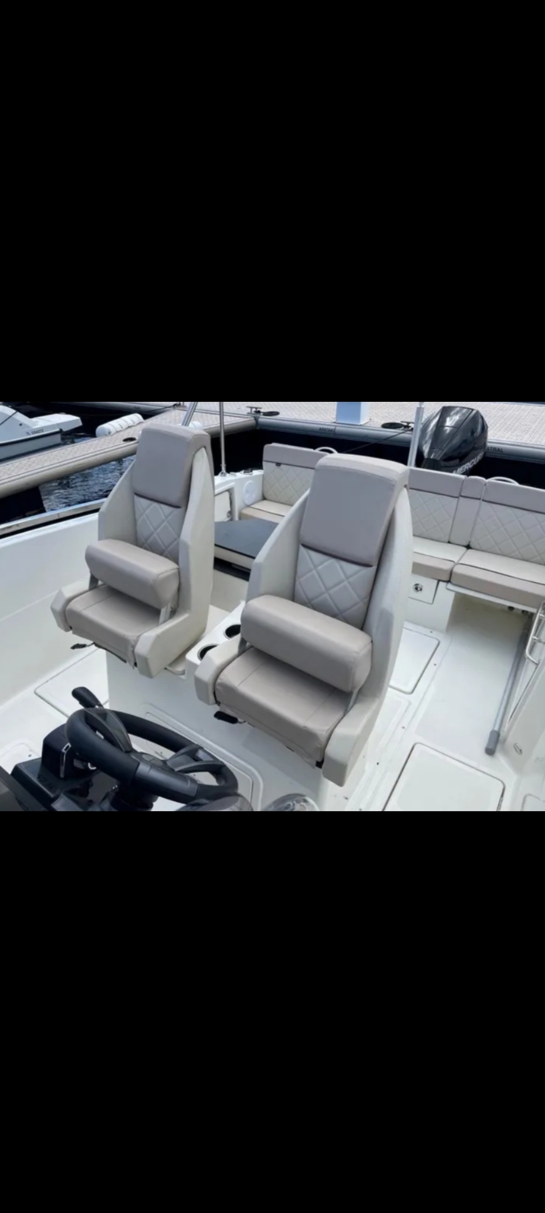 Rental Bateau avec skipper between individuals (83)
