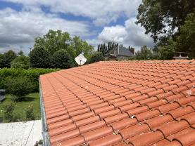 Service : nettoyage toiture Service : nettoyage toiture