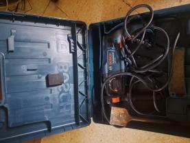 Location : perforateur Location : perforateur