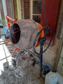 Location : betonniere Location : betonniere