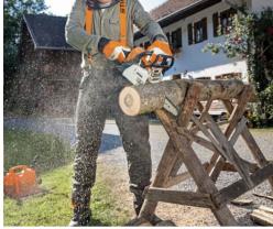 Location : tronconneuse Location : tronconneuse