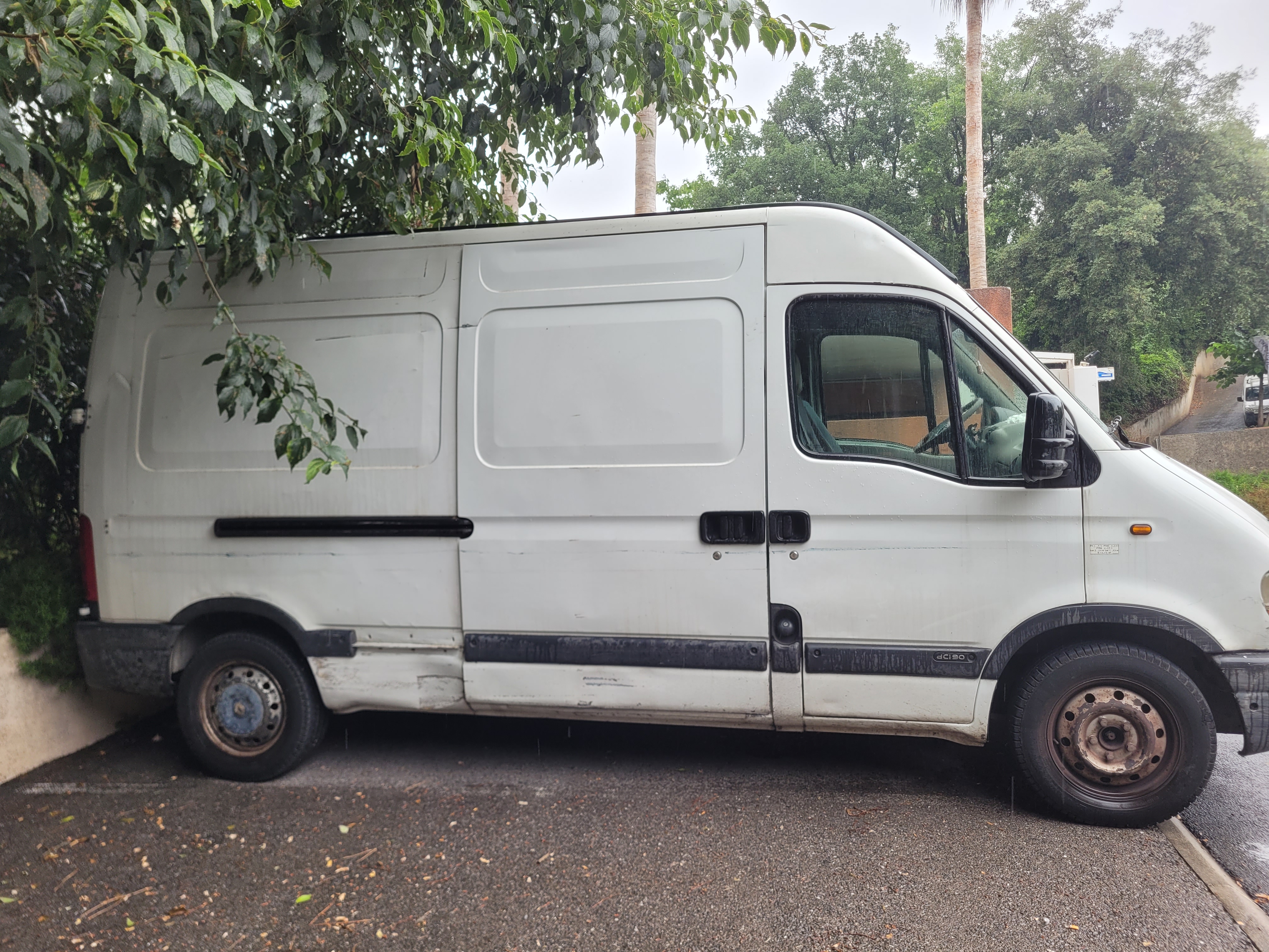 Service avec fourgon 06 entre particuliers