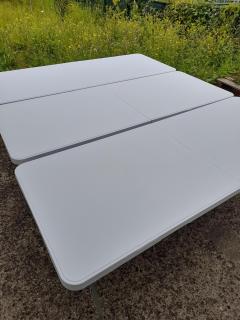 Location : autre Location : autre