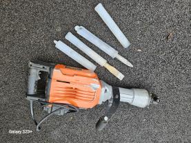 Location : marteau piqueur Location : marteau piqueur