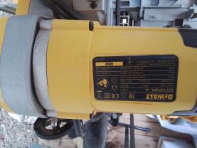 Location : scie a onglet Location : scie a onglet