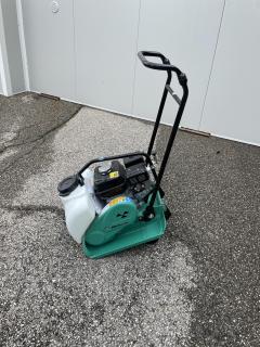 Location : plaque vibrante Location : plaque vibrante