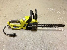 Location : tronconneuse Location : tronconneuse