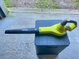 Location : autre Location : autre