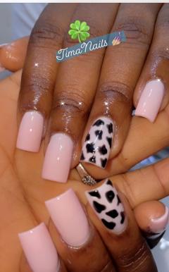 Service : prothesiste ongulaire Service : prothesiste ongulaire