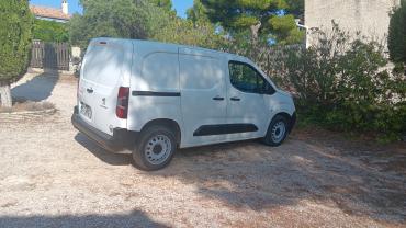 Location : fourgon Location : fourgon