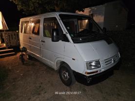 Location : camion camionnette Location : camion camionnette