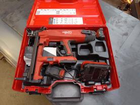 Location : cloueuse Location : cloueuse