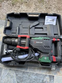 Location : perforateur Location : perforateur