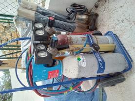 Location : chalumeau Location : chalumeau