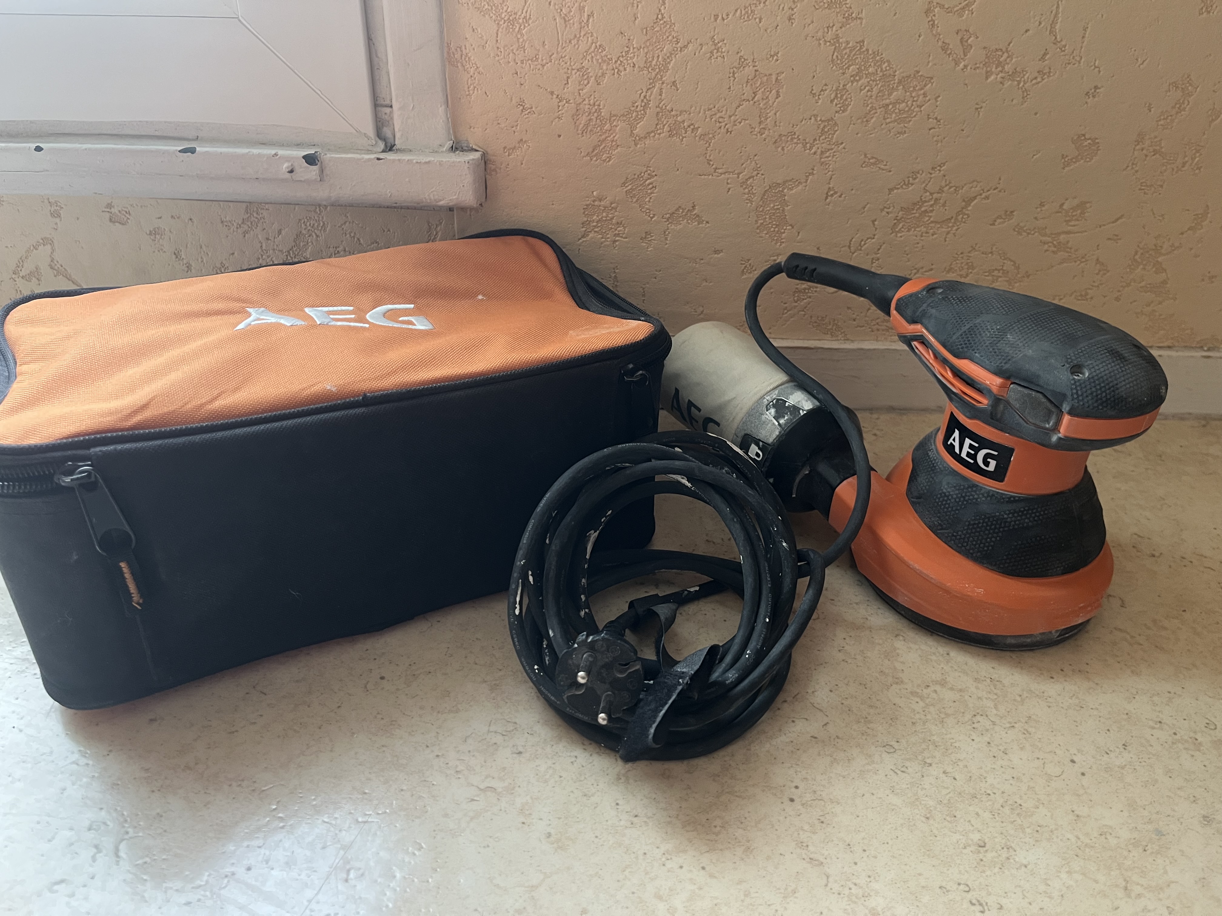 Location ponceuse 80 entre particuliers