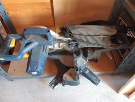 Location : scie a onglet Location : scie a onglet