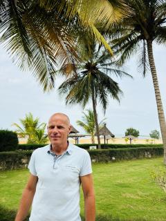 Service : multi services Service : multi services