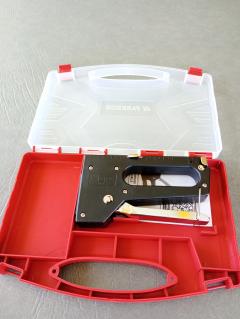 Location : agrafeuse Location : agrafeuse