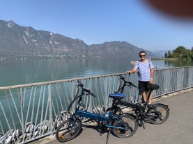 Location : chargeur de batterie Location : chargeur de batterie