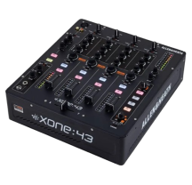 Location : table de mixage