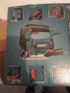 Location : scie sauteuse Location : scie sauteuse