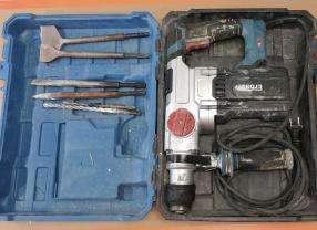 Location : perforateur Location : perforateur