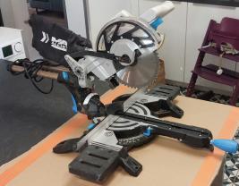 Location : scie a onglet Location : scie a onglet