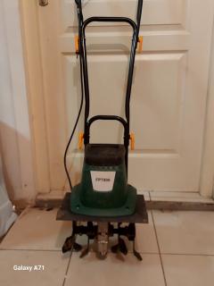 Location : motobineuse Location : motobineuse