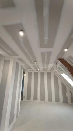 Service : enduiseur Service : enduiseur