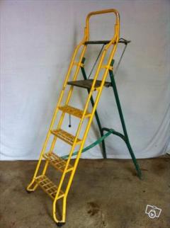 Location : escabeau Location : escabeau