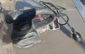 Location : ponceuse Location : ponceuse