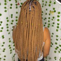 Service : tresses africaines Service : tresses africaines