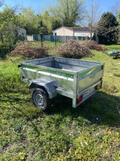 Location : remorque Location : remorque