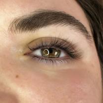 Service : extension de cils Service : extension de cils