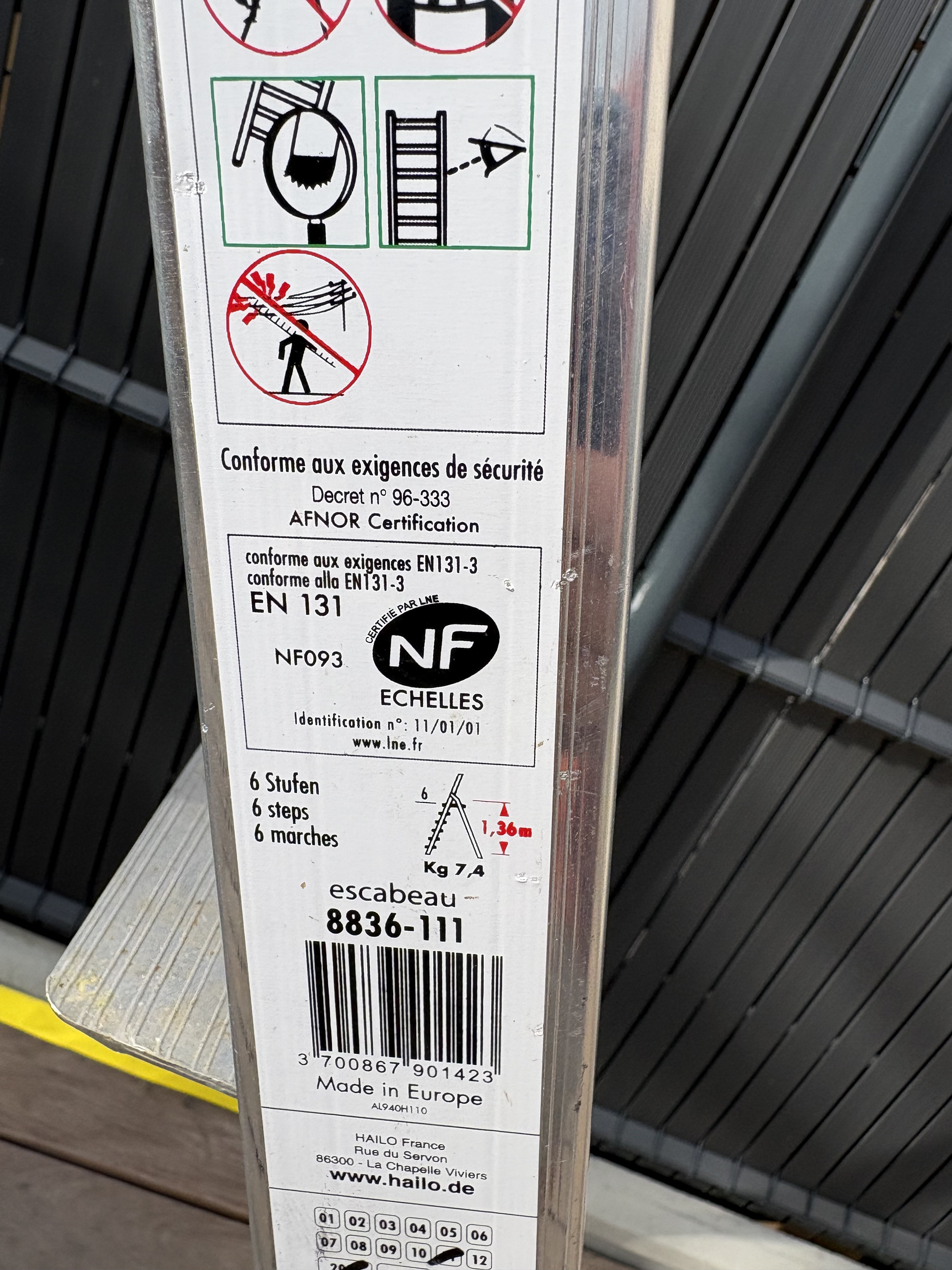 Rental Escabeau between individuals (35)