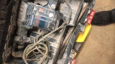 Location : marteau piqueur Location : marteau piqueur